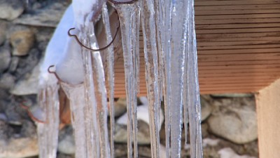 Ice Damming – Winter Time Water Damage